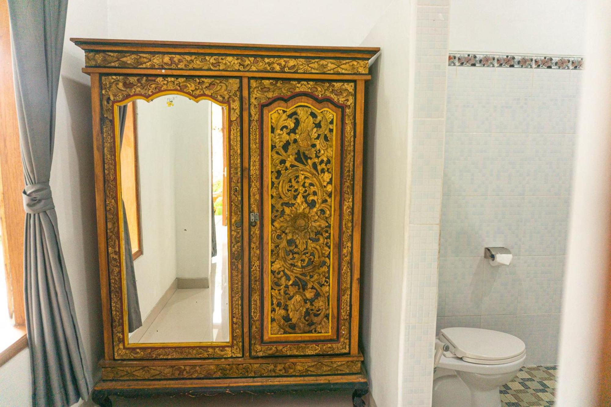 Srinadi Guest House Lovina ภายนอก รูปภาพ
